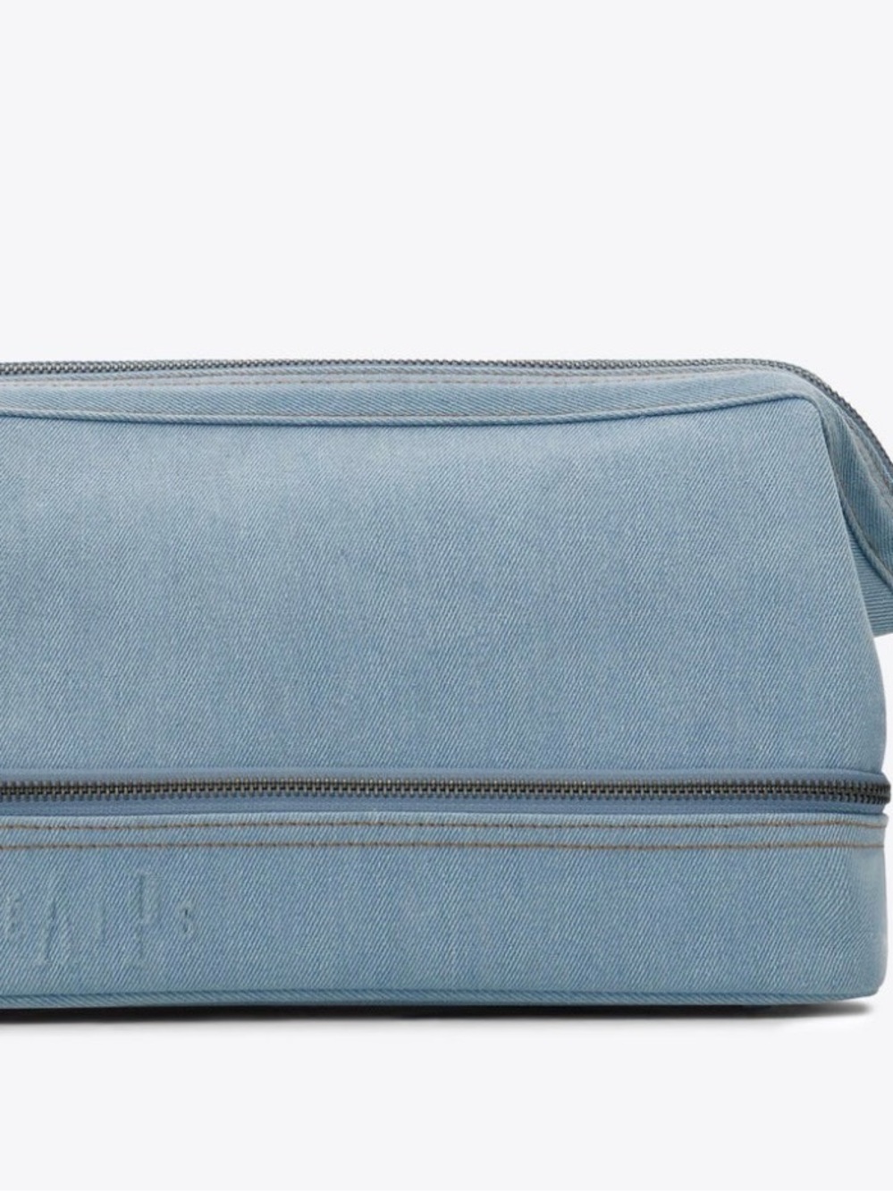 BEIS X GAP Dopp Kit